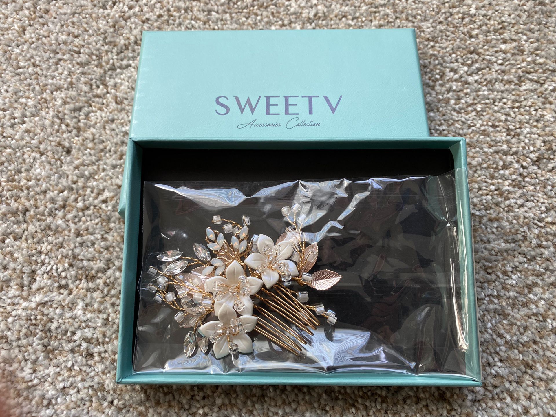 Porcelain & Ceramic Bridal Hair Accessories