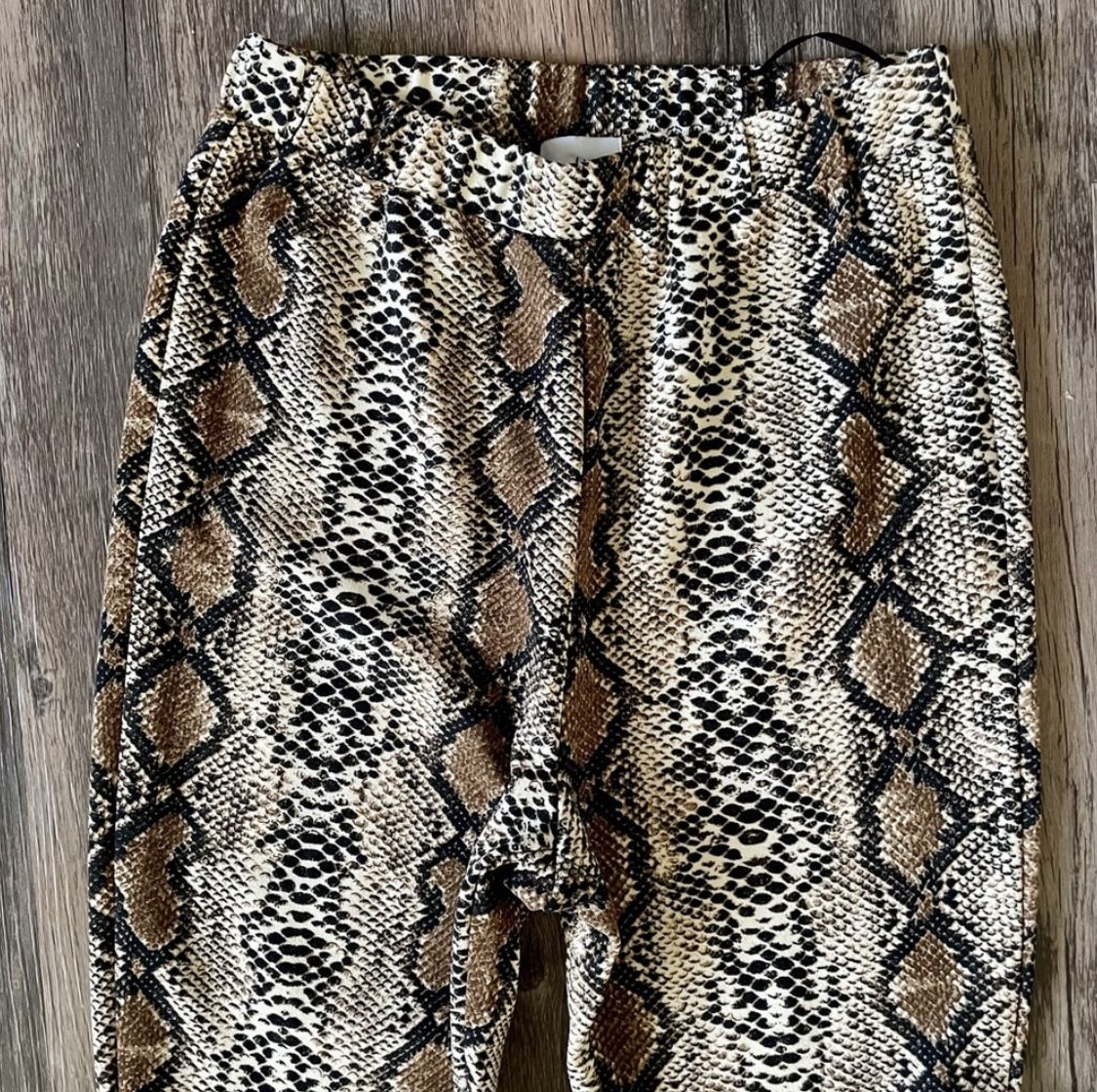 Polly Brown Snake Print Stretchy Bell Bottom Pants Size 2 Flared