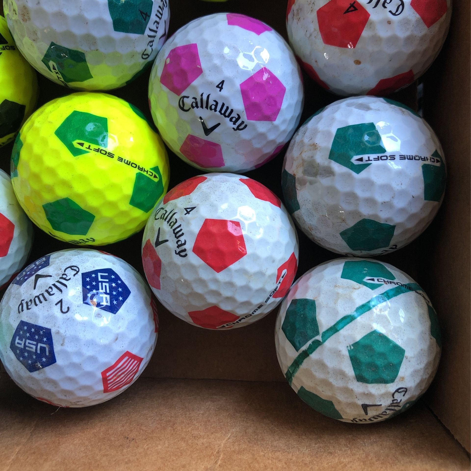 Box Of Callaway Truvis Golf Balls 18 Toal