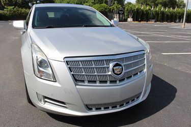 2013 Cadillac XTS Thumbnail