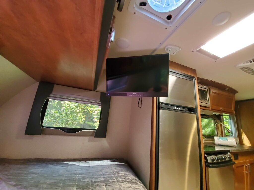 2019 Lance 1685