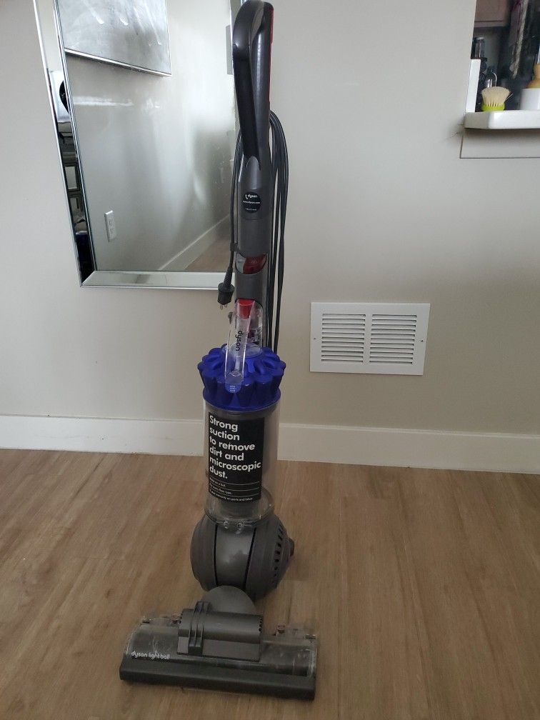 Standupright Dyson Vacuum