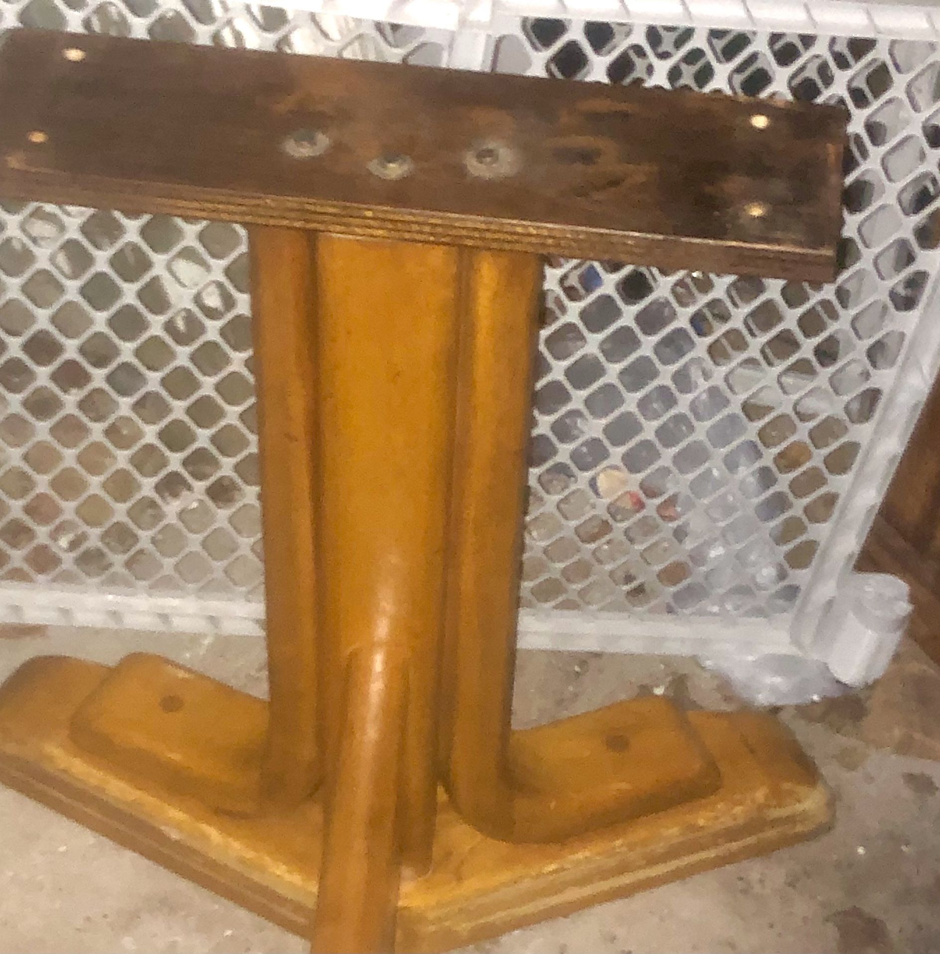 Vintage Solid Oak Dining Room Set Table With Two Leaf Extrntions 6 Chairs On Wheels And Glass An oak Hutch