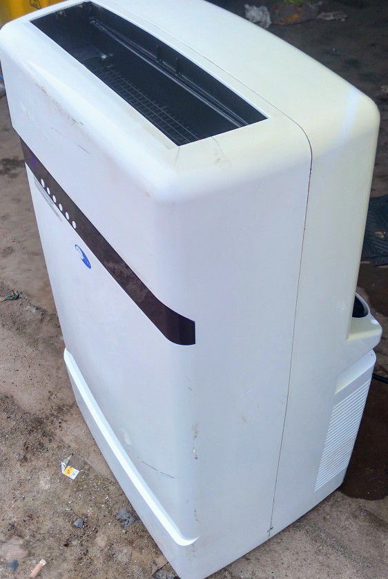 Whynter 12,000 (K) BTU Portable Air Conditioner!