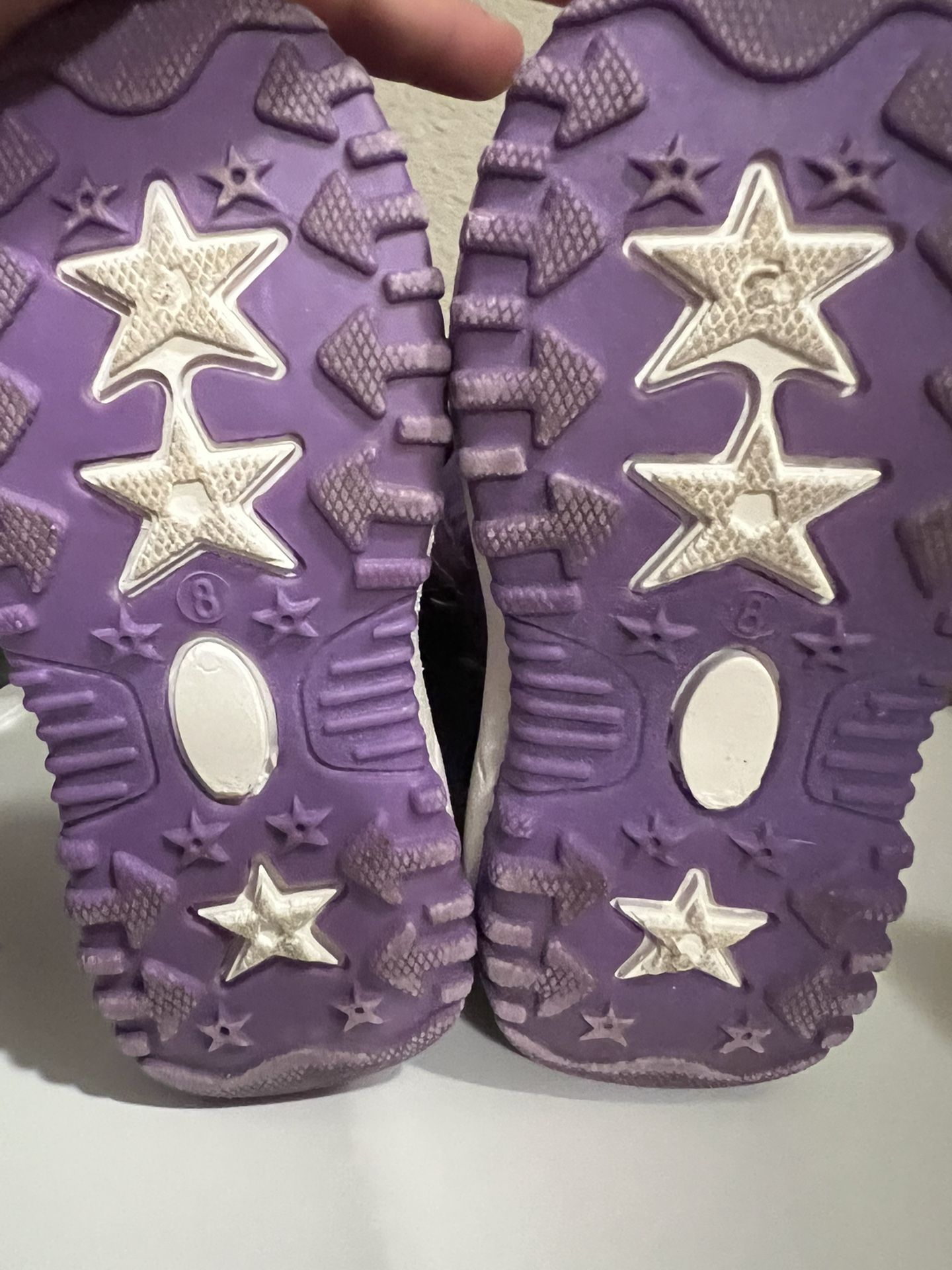 Size 8 - Snow Boots