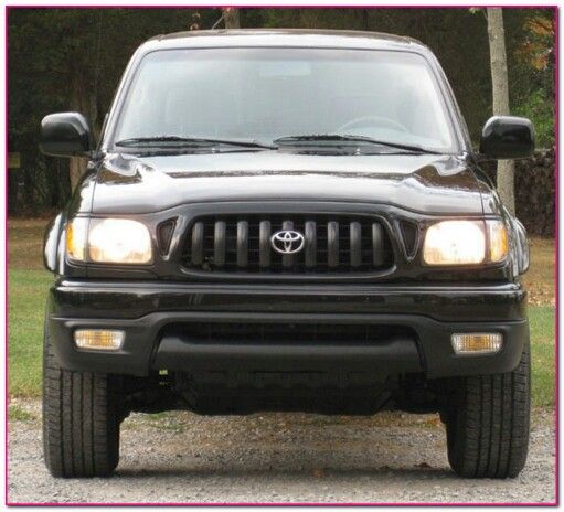 2001FOR SALE'Toyota Tacoma mint condition