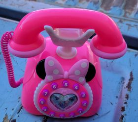 Disney Minnie's  Phone - Pink

 Thumbnail