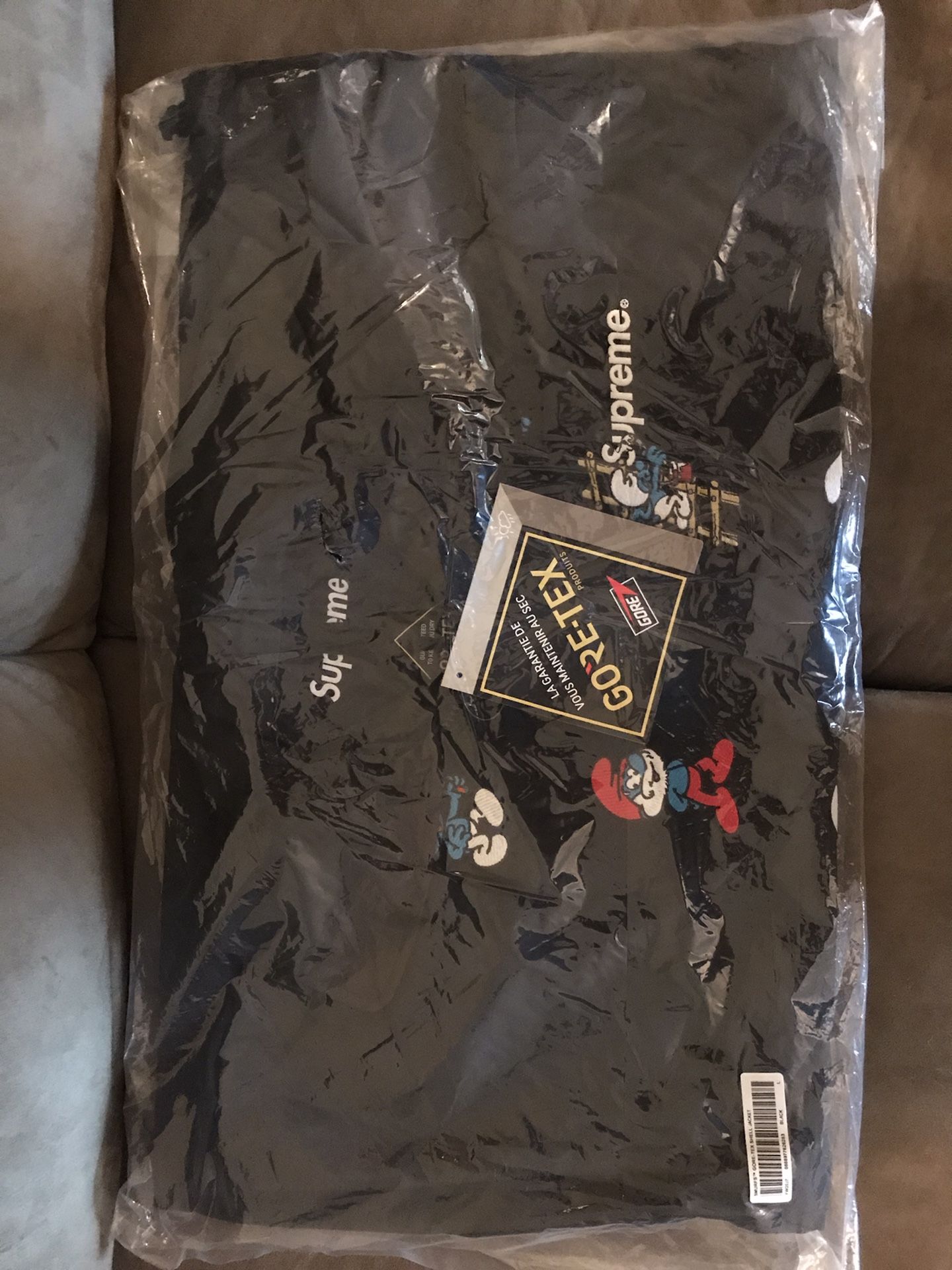 SUPREME SMURFS GORE-TEX SHELL JACKET