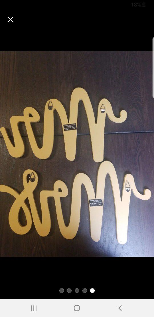 Gold Mr & Mrs Signs
