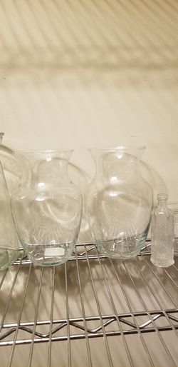 Glass vase assortment (8) Thumbnail
