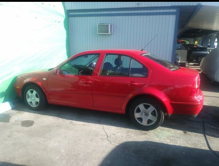 02 vw jetta...Leather. Sunroof. 119k