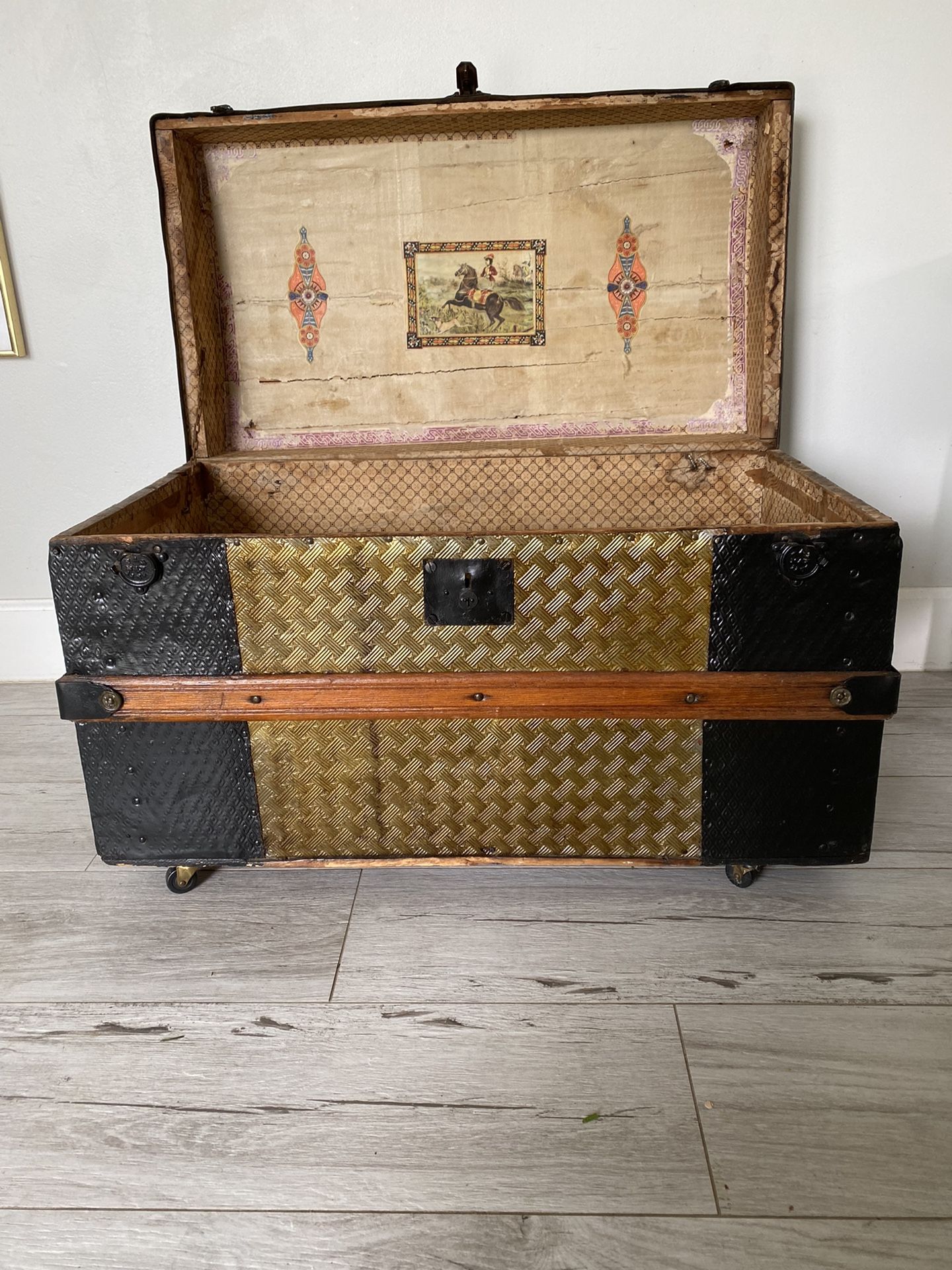 Solid Wood Vintage Chest