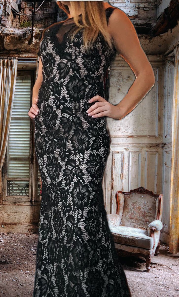 qSEXY GOTHIC LACE MERMAID BOTTOM BALLGOWN