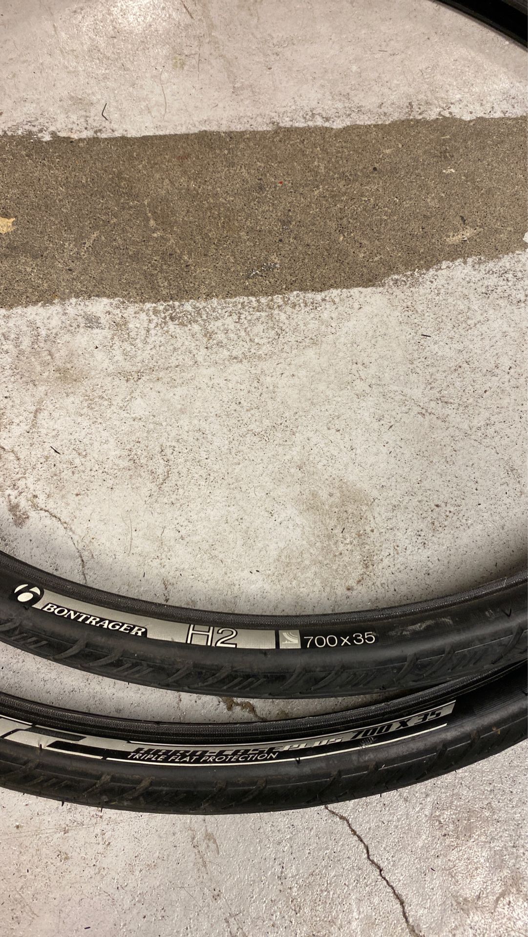 bontrager h5 700x35 tire