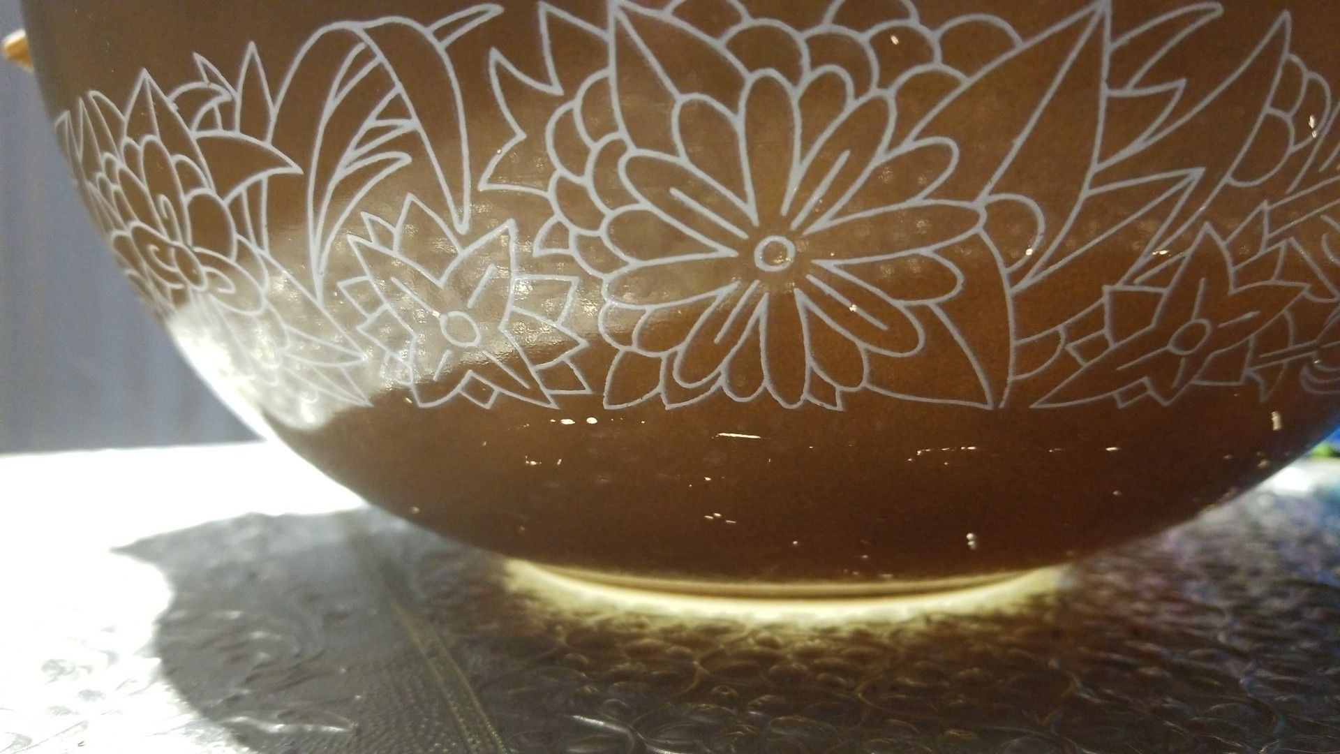 large brown vintage mint PYREX BOWL