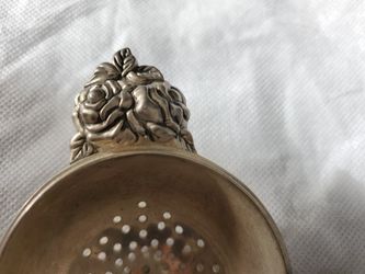 Royal Doulton Old Country Rose Tea Strainer  Thumbnail