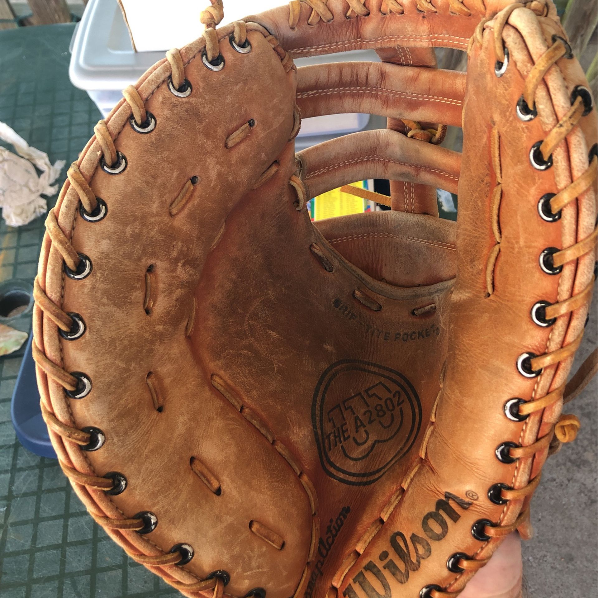 Wilson A2802 LH 1st Baseman’s Glove