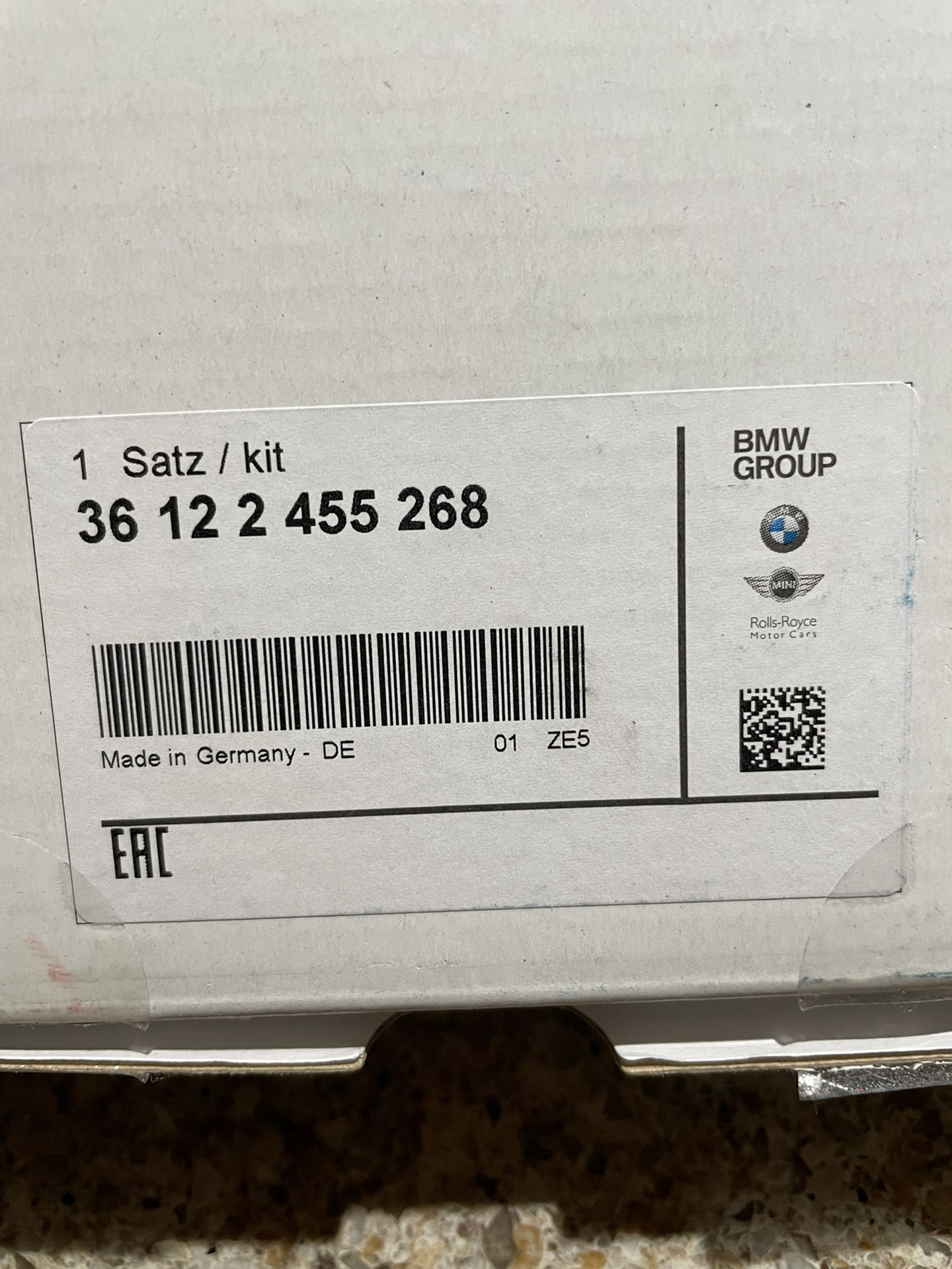 NEW!! Authentic BMW Floating Center Caps