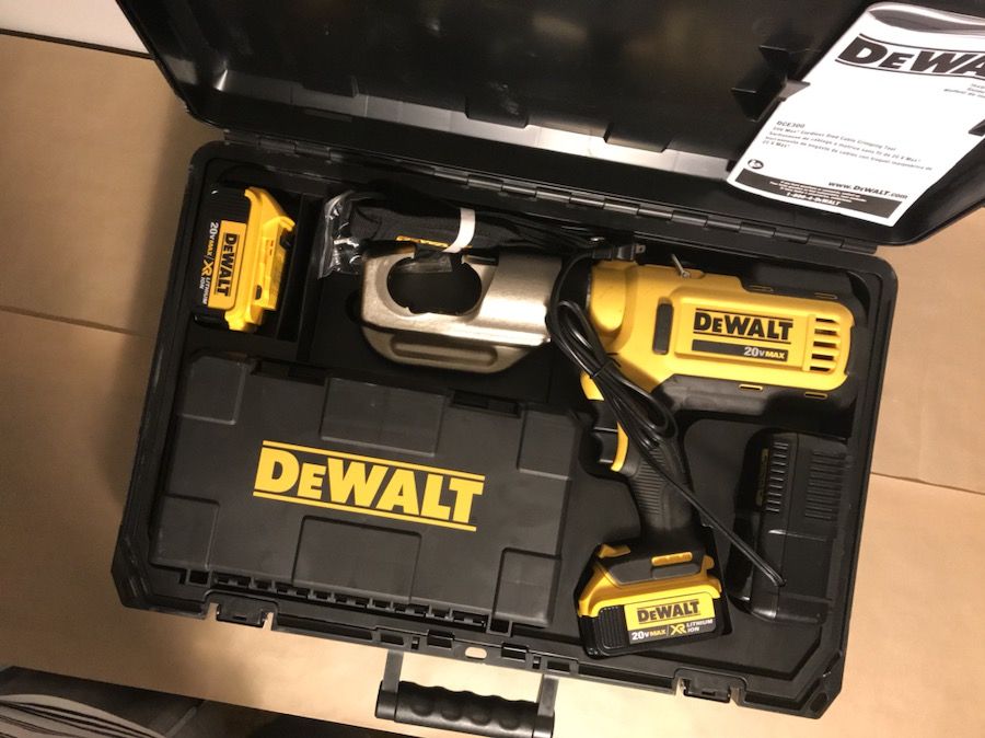 DEWALT DCE300M2 20V MAX* DIED ELECTRICAL CABLE CRIMPING TOOL KIT for