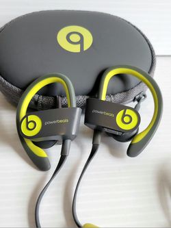 Beats by Dr. Dre Powerbeats 2 Ear-Hook Wireless Headphones - READ!!!! Thumbnail