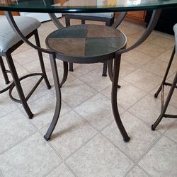 Counter Height Table And Chairs Thumbnail