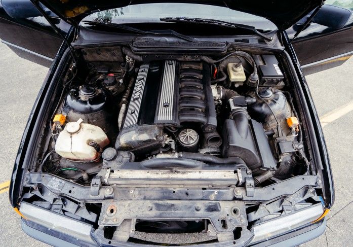 1992 BMW 325i