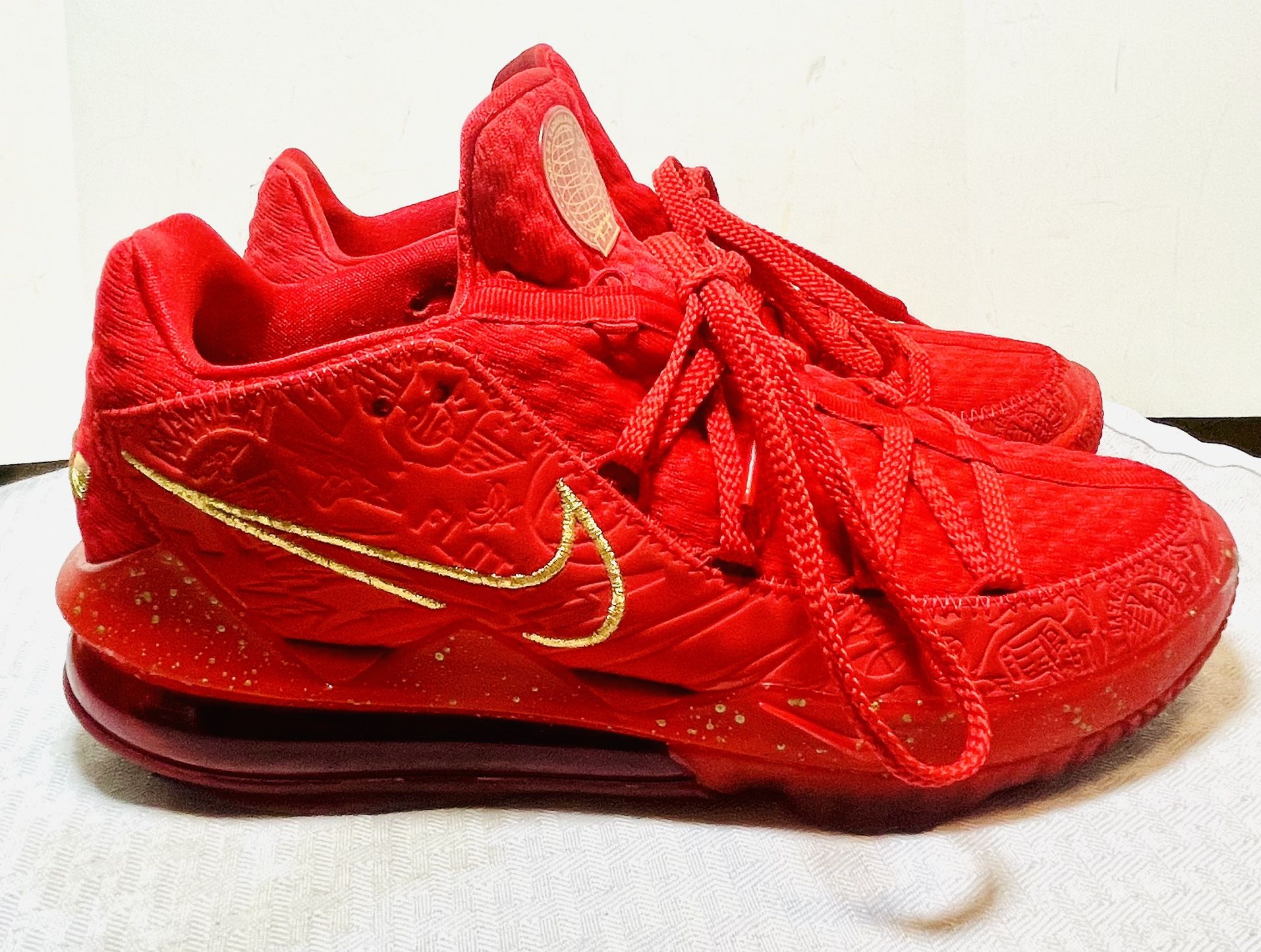 lebron xvii low ph