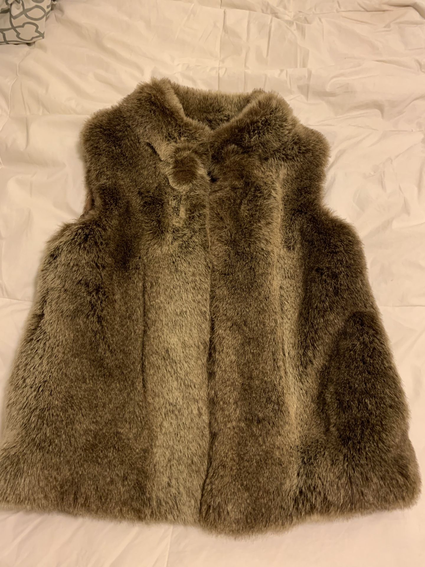Fur vest