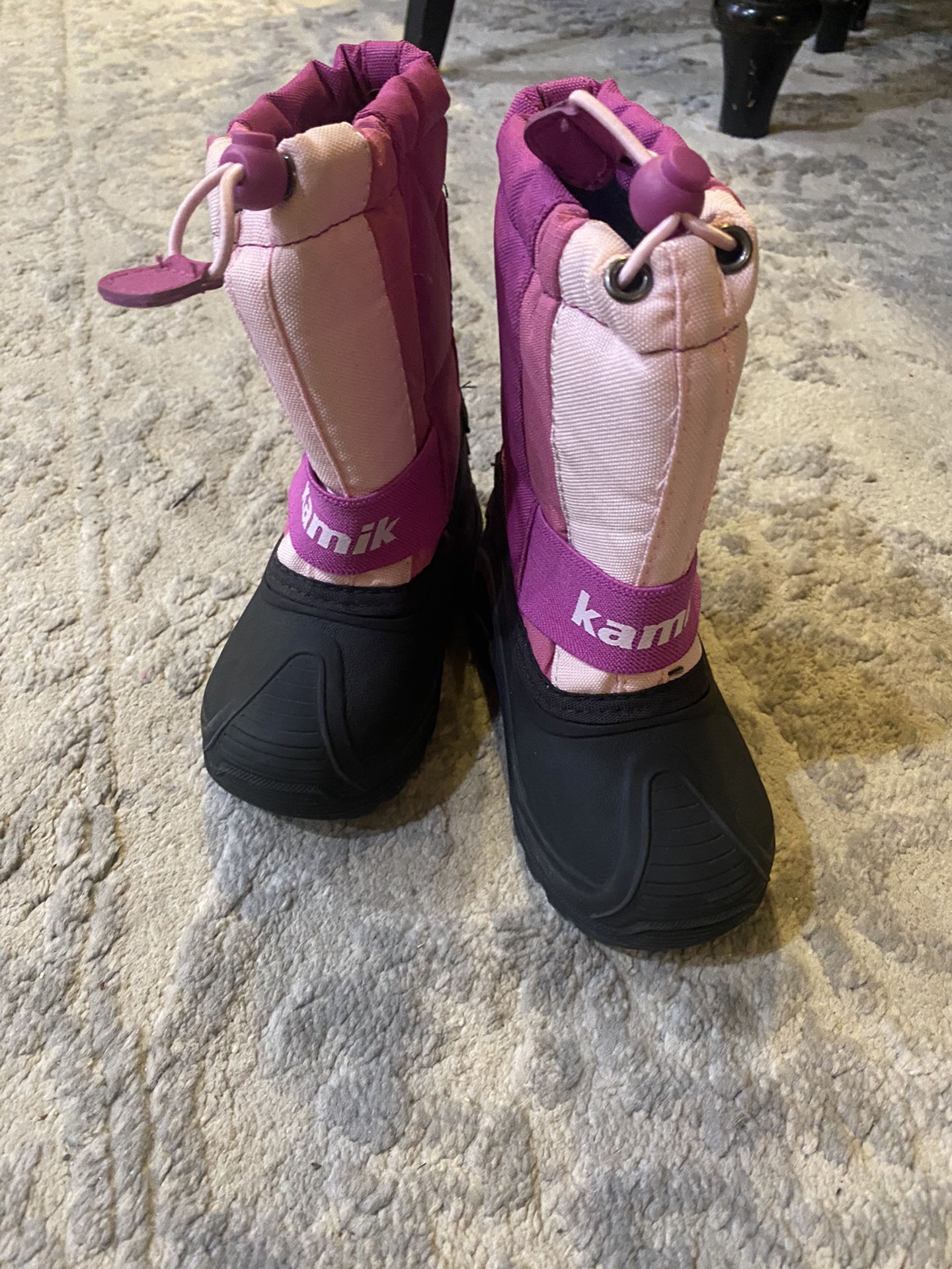 Kamik little girl toddler snow boots pink Sz 9