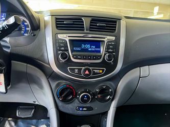 2016 Hyundai Accent Thumbnail