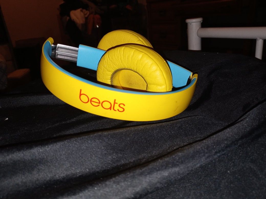 Beats Solo 3 Headphones Wireless