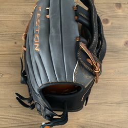 Slow pitch Softball Equipment: Bat, Bag, Glove Thumbnail