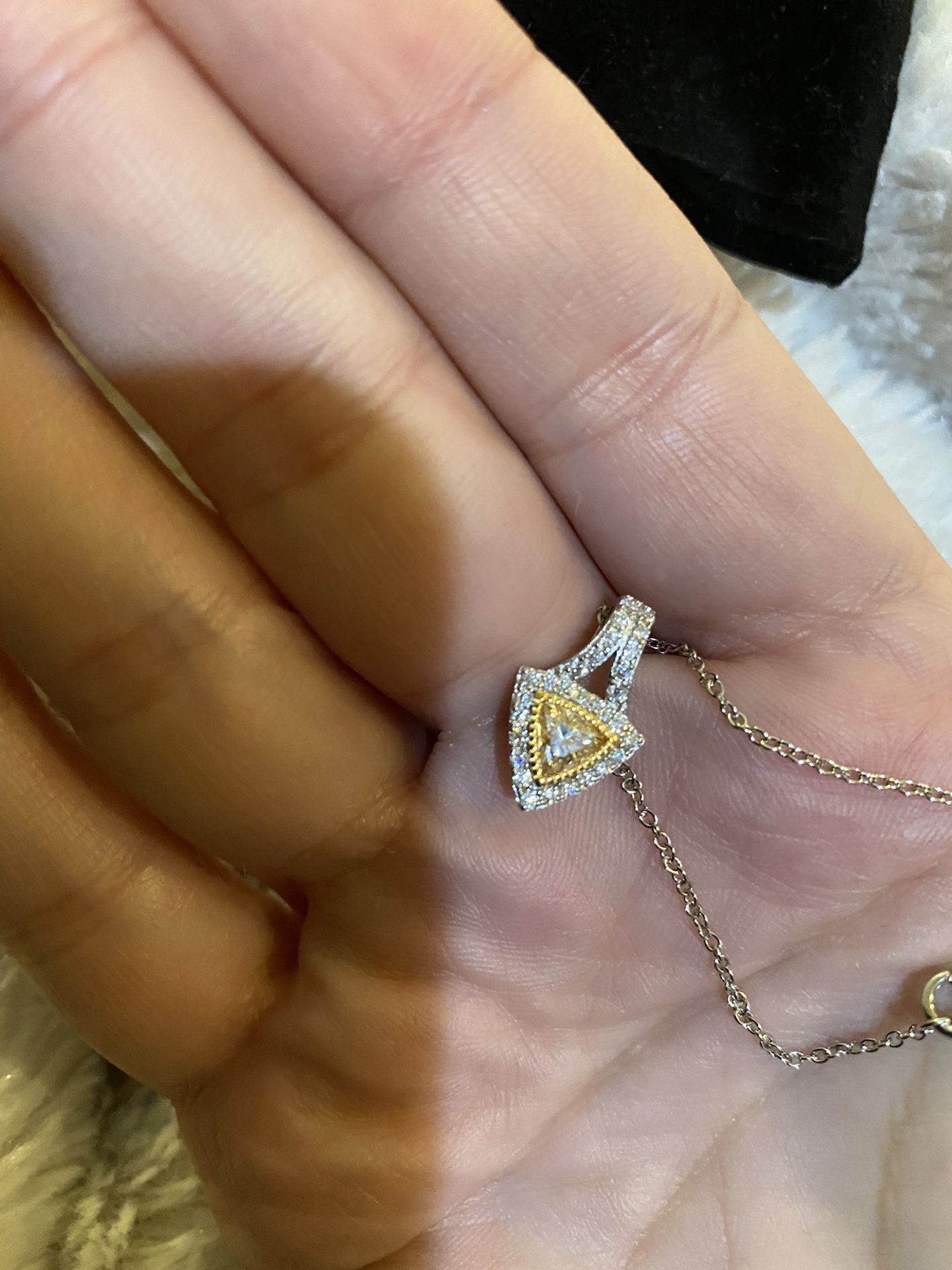 Gorgeous Moissanite Necklace - New