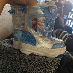 Frozen Snow Boots Size 6c Only $10 Thumbnail