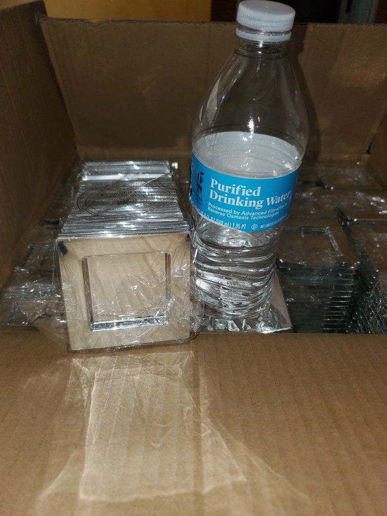 500 Silver 3" square Dessert Plates Plastic