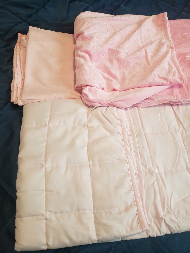 "Thirdream Small Weighted Blanket for Kids 7lbs, 3 Pieces,41” x 60”, ,with 2 Removable Washable Covers, Soft Minky Cover and Ice Silk Cover, Pink, Twi