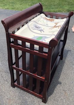 PRICE REDUCED!!!Changing table Thumbnail