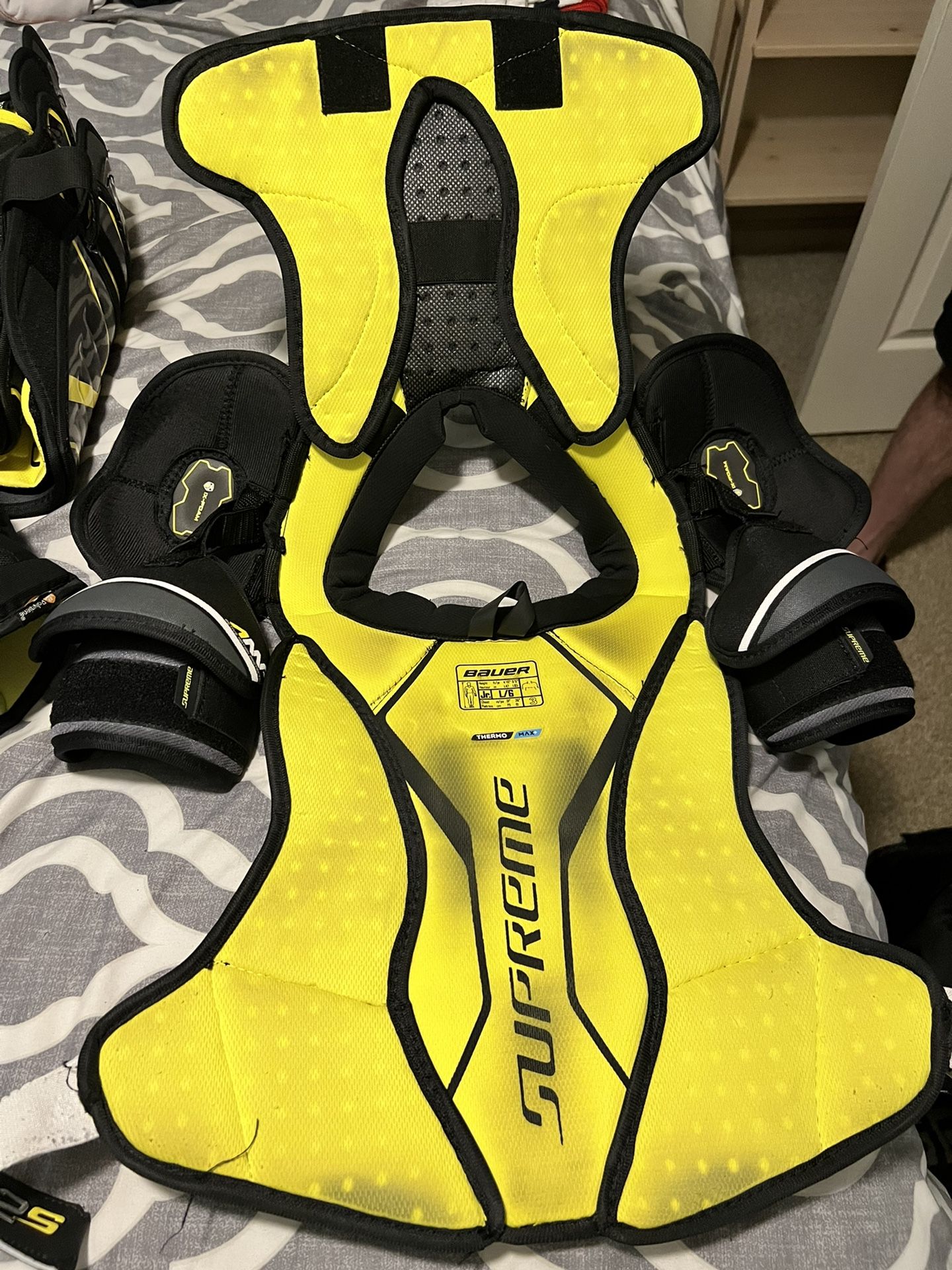 Hockey Equipment (junior Size)