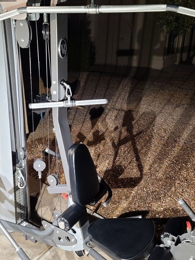 Hoist V5 Multi Gym for Sale in Queen Creek, AZ OfferUp