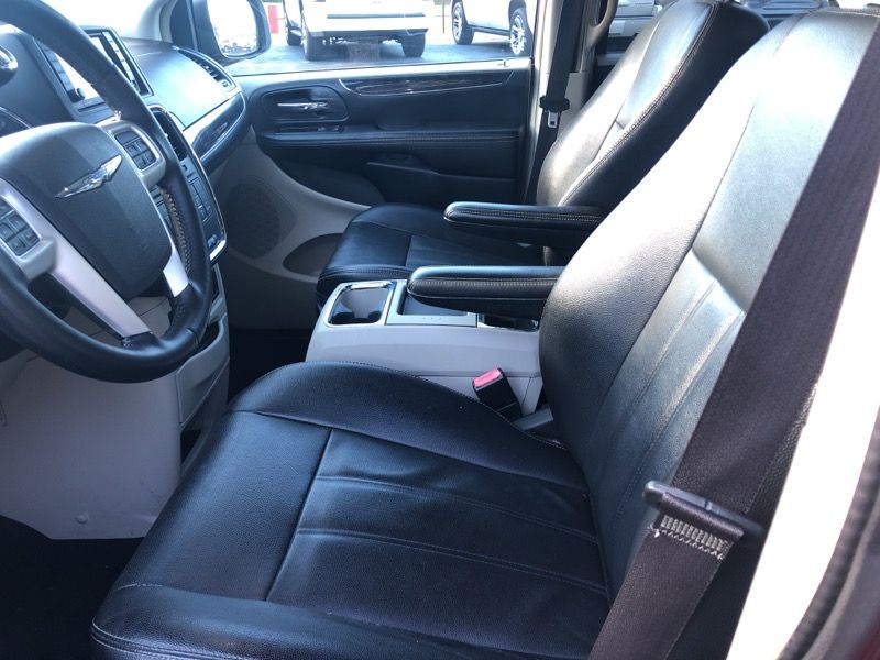2015 Chrysler Town & Country