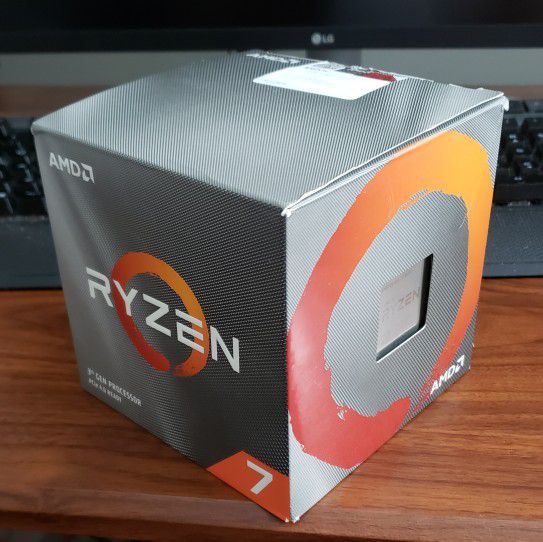 AMD Ryzen 7 3800X 8-Core 16-Thread CPU