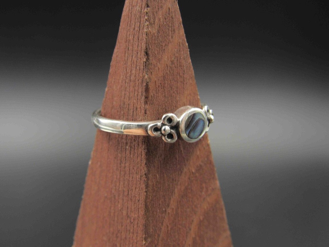 Size 6.5 Sterling Silver Floral Accent Abalone Band Ring Vintage Statement Engagement Wedding Promise Anniversary Bridal Cocktail