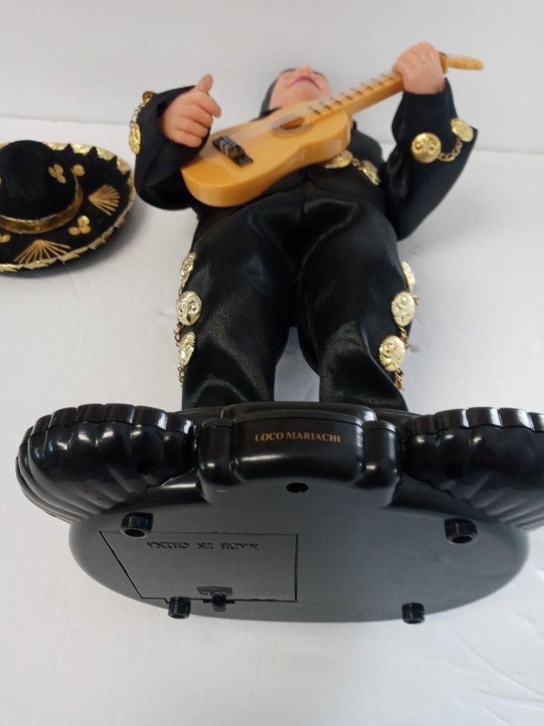 Crazy Mariachi figure