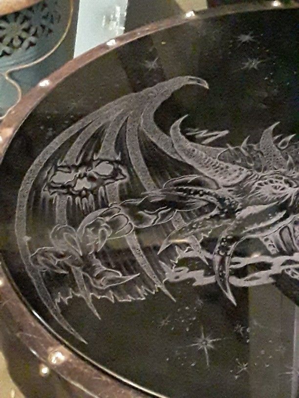 Dragon Bar Table