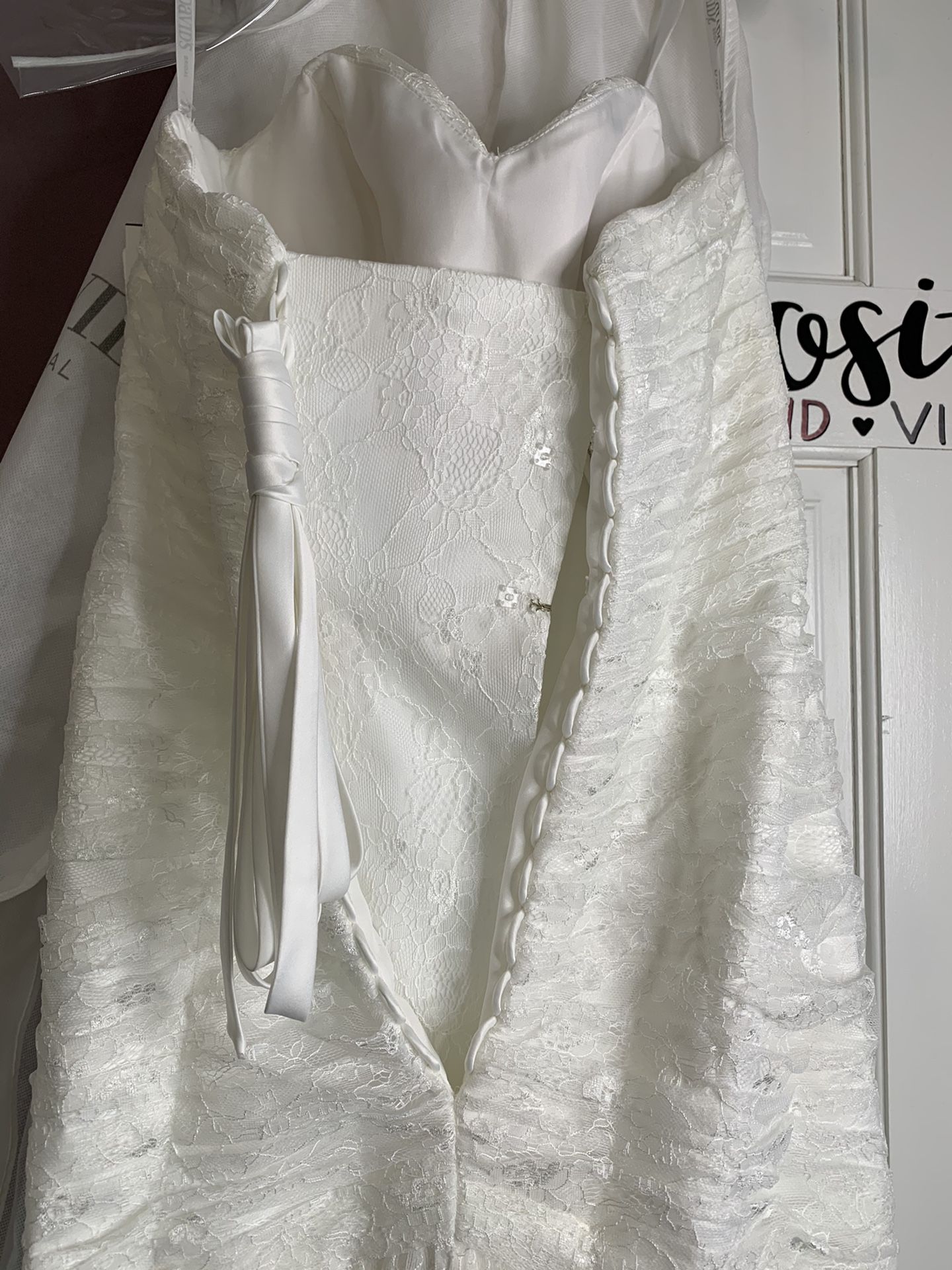Never Worn Or Altered Mermaid Wedding Dress
