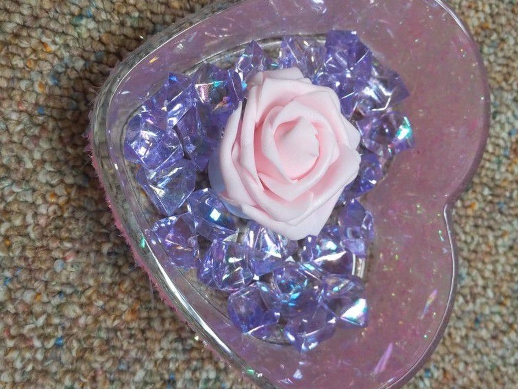 Confetti Decorated Pink Heart Tea Light Holder