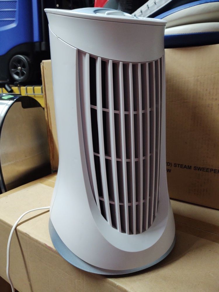 Honeywell model HFD-010 air purifier
