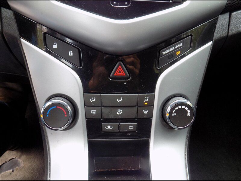 2013 Chevrolet Cruze 1LT Auto