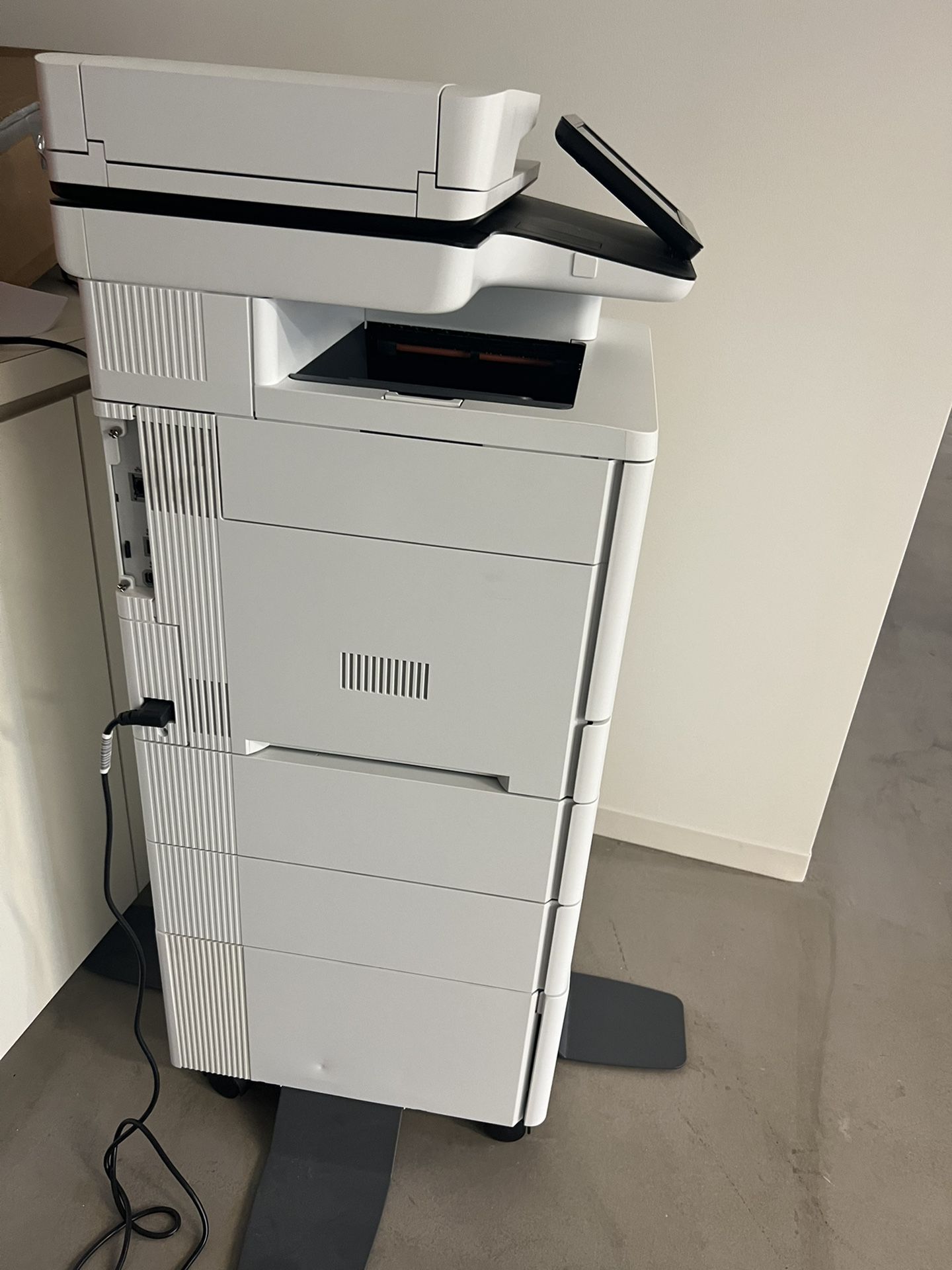 Color Laser Jet Enterprise Mfp M577dn with extra drawers and stand