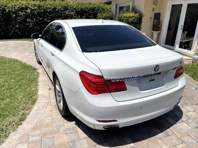 2011 BMW 7-Series